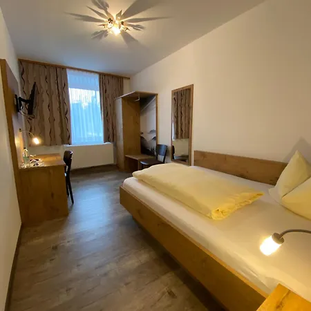 Großer Wirt Gasthof Bruckmühl